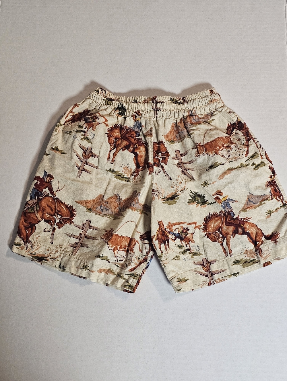 Toddler Pippers Cowboy Retro Print Shorts Size 2 Western